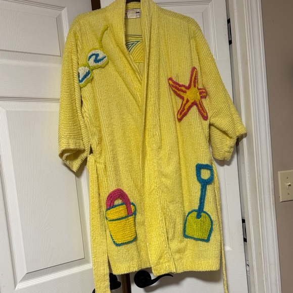 Canyon Group Other - Canyon Group Vintage Robe M/L